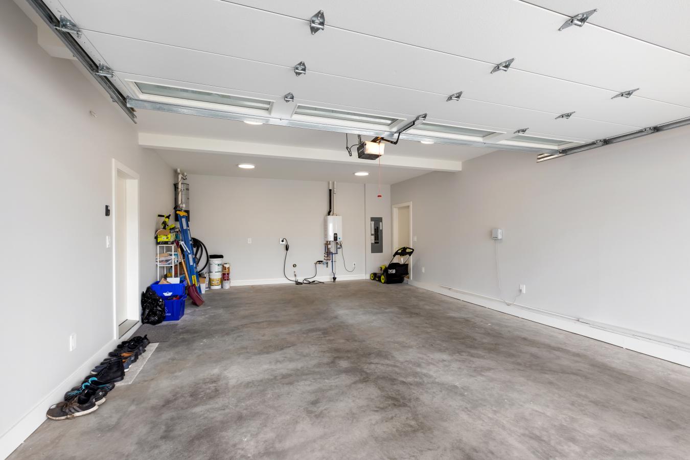 Langford, BC, V9C 0K5, Canada, 5 Bedrooms Bedrooms, ,4 BathroomsBathrooms,Residential,For Sale,1747184