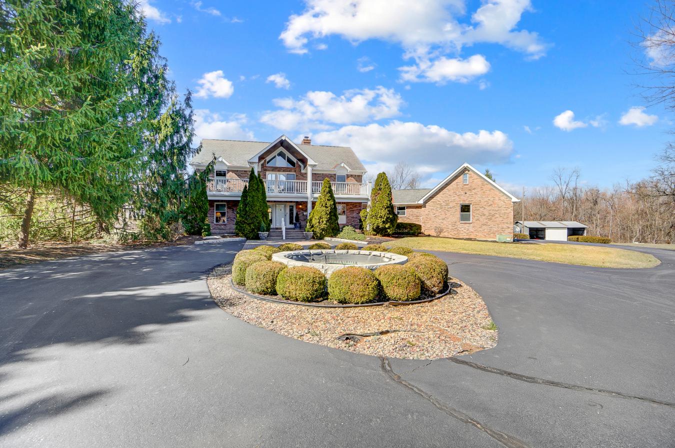 Cincinnati, Ohio, 45244, United States, 4 Bedrooms Bedrooms, ,4 BathroomsBathrooms,Residential,For Sale,1734750