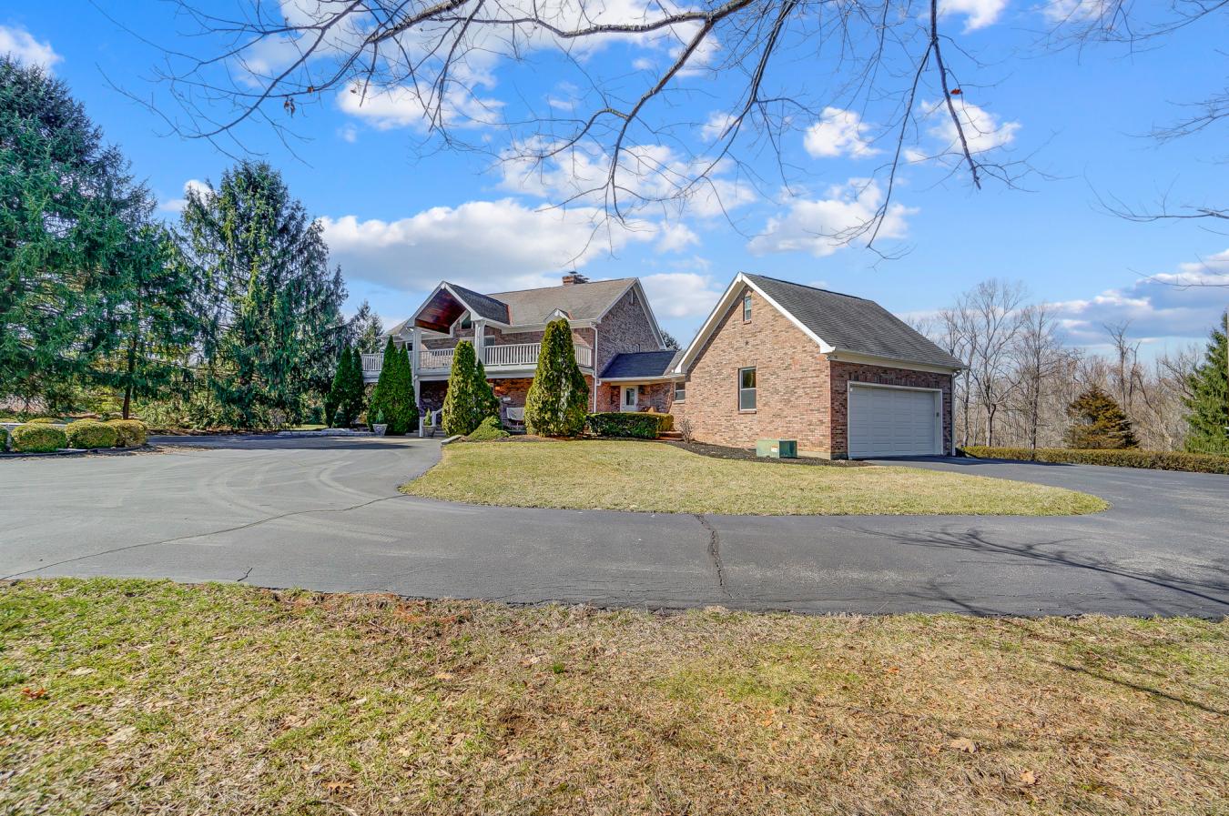 Cincinnati, Ohio, 45244, United States, 4 Bedrooms Bedrooms, ,4 BathroomsBathrooms,Residential,For Sale,1734750