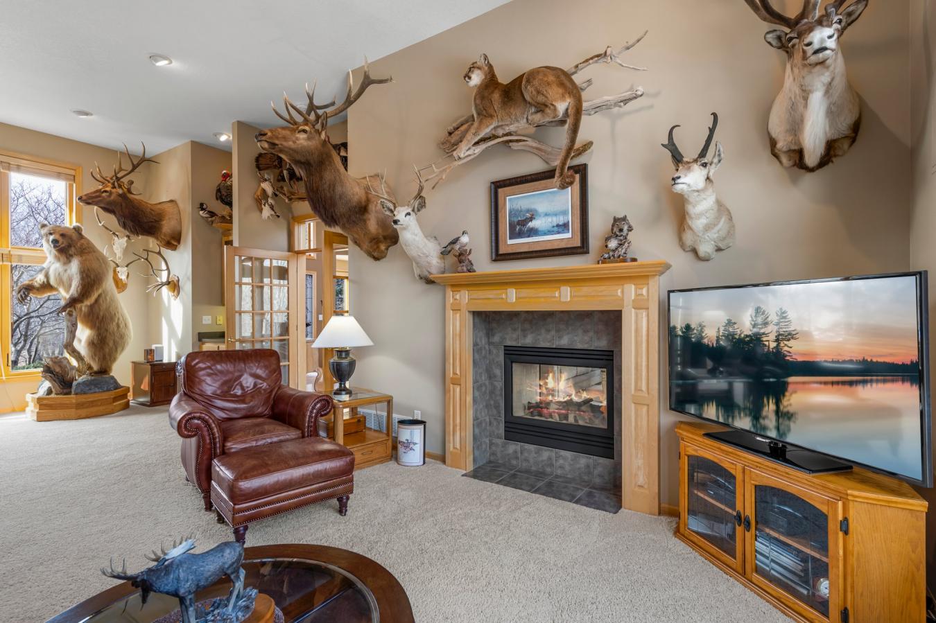 Dellwood, Minnesota, 55110, United States, 5 Bedrooms Bedrooms, ,4 BathroomsBathrooms,Residential,For Sale,1738400