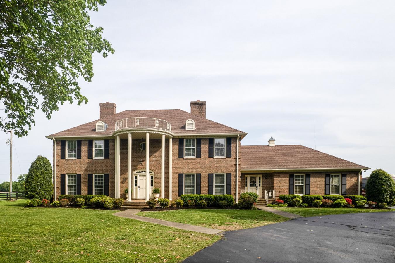 Springfield, Tennessee, 37172, United States, 5 Bedrooms Bedrooms, ,3 BathroomsBathrooms,Residential,For Sale,1747179