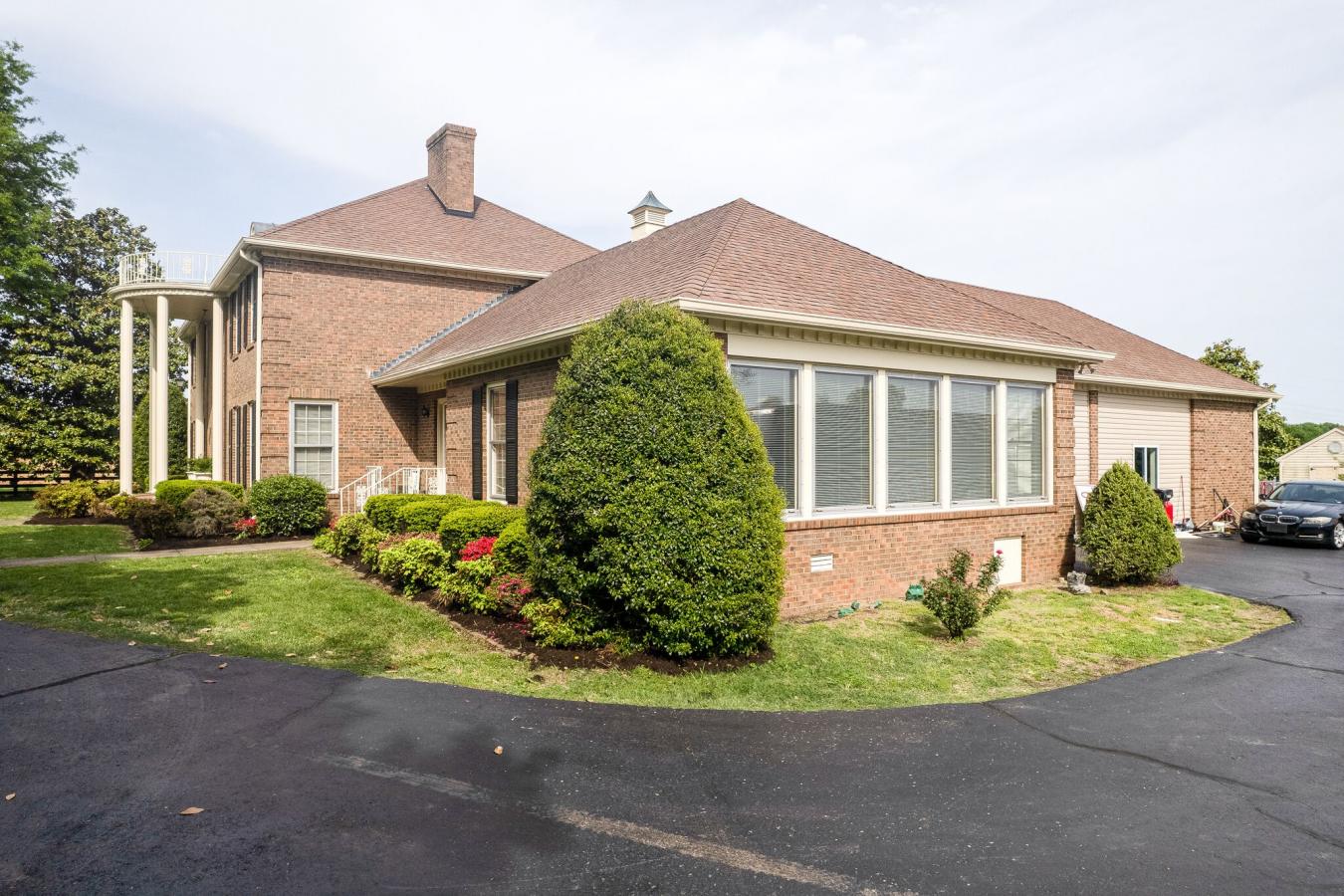 Springfield, Tennessee, 37172, United States, 5 Bedrooms Bedrooms, ,3 BathroomsBathrooms,Residential,For Sale,1747179