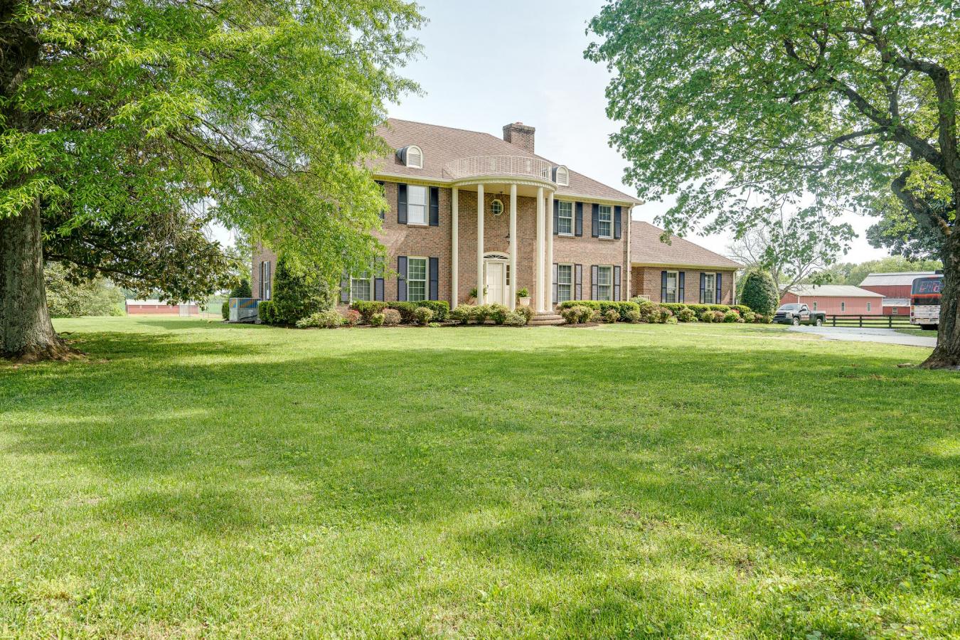 Springfield, Tennessee, 37172, United States, 5 Bedrooms Bedrooms, ,3 BathroomsBathrooms,Residential,For Sale,1747179