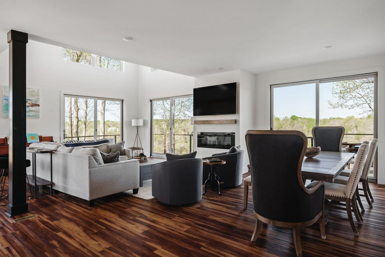 Sparta, Tennessee, 38583, United States, 3 Bedrooms Bedrooms, ,3 BathroomsBathrooms,Residential,For Sale,1738392