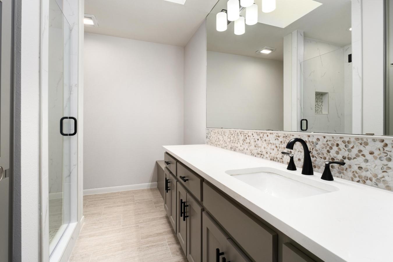 Horseshoe Bay, Texas, 78657, United States, 3 Bedrooms Bedrooms, ,2 BathroomsBathrooms,Residential,For Sale,1738389