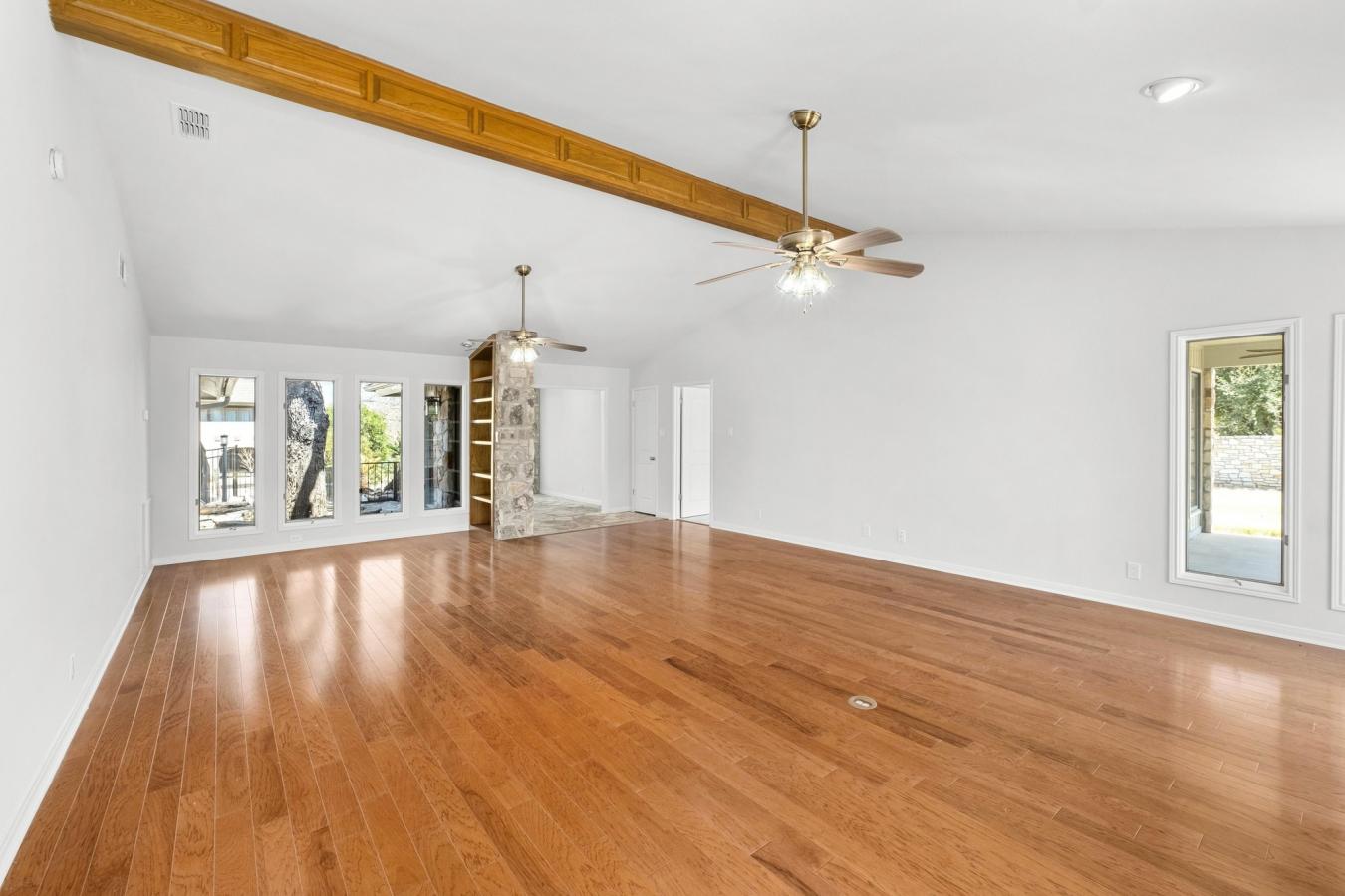 Horseshoe Bay, Texas, 78657, United States, 3 Bedrooms Bedrooms, ,2 BathroomsBathrooms,Residential,For Sale,1738389