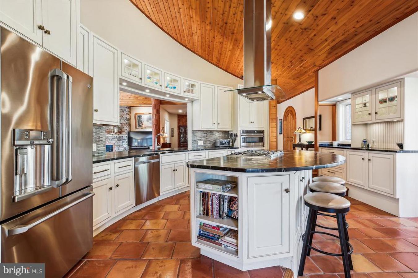 Rockville, Maryland, 20853, United States, 4 Bedrooms Bedrooms, ,3 BathroomsBathrooms,Residential,For Sale,1740998