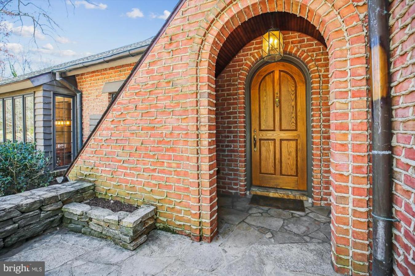 Rockville, Maryland, 20853, United States, 4 Bedrooms Bedrooms, ,3 BathroomsBathrooms,Residential,For Sale,1740998