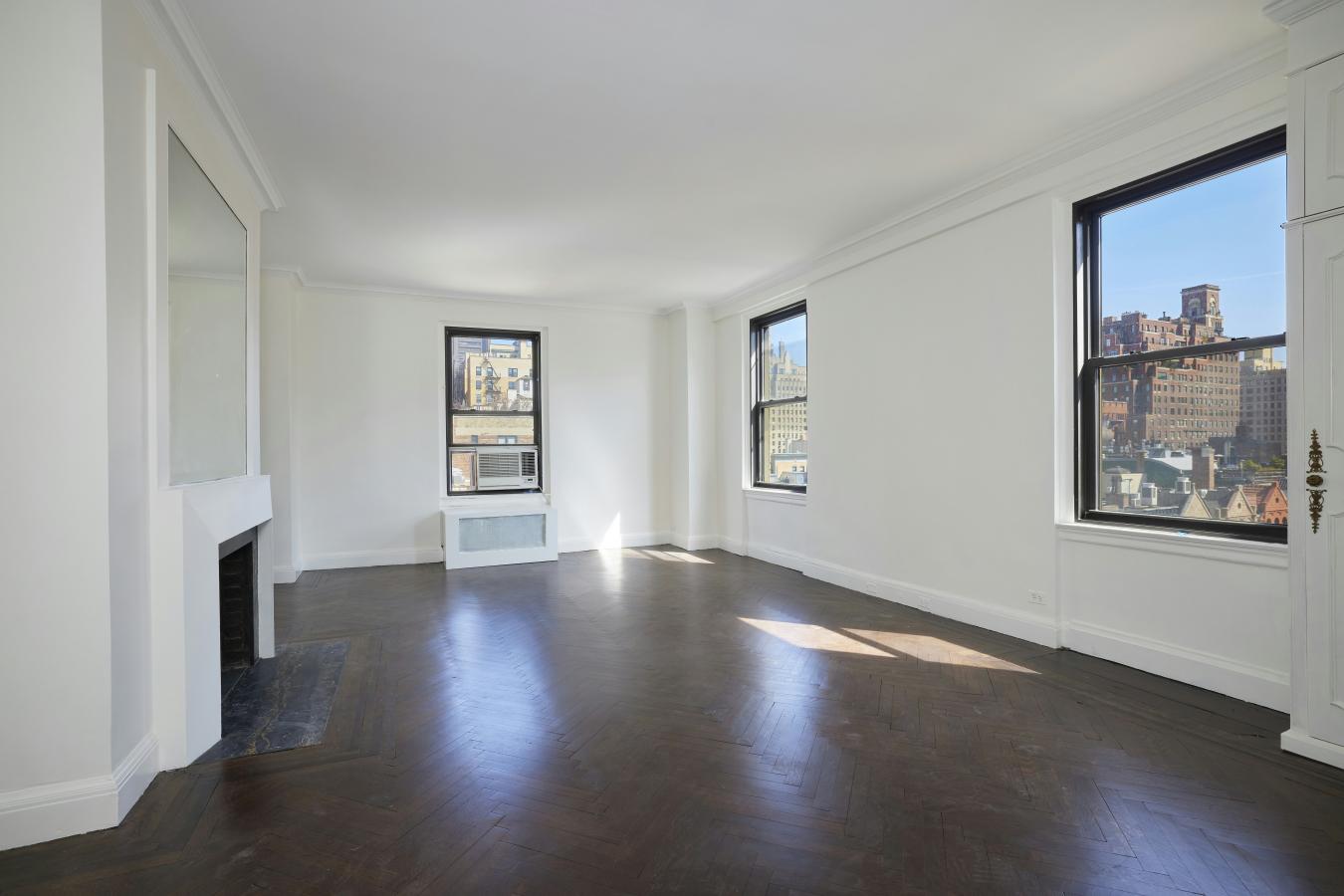 New York, New York, 10128, United States, 6 Bedrooms Bedrooms, ,5 BathroomsBathrooms,Residential,For Sale,1738370