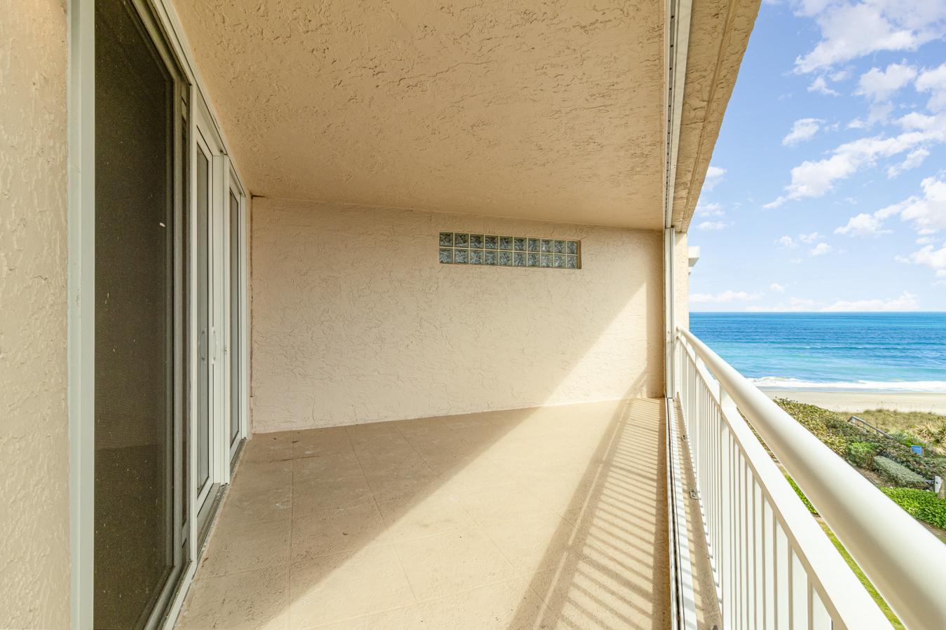 Indialantic, Florida, 32903, United States, 3 Bedrooms Bedrooms, ,2 BathroomsBathrooms,Residential,For Sale,1739564