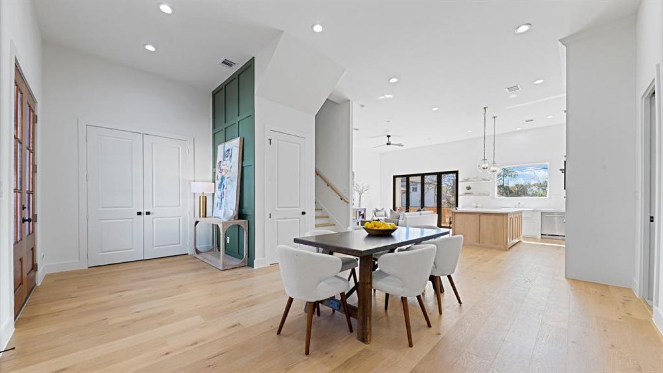 Houston, Texas, 77018, United States, 4 Bedrooms Bedrooms, ,3 BathroomsBathrooms,Residential,For Sale,1740983