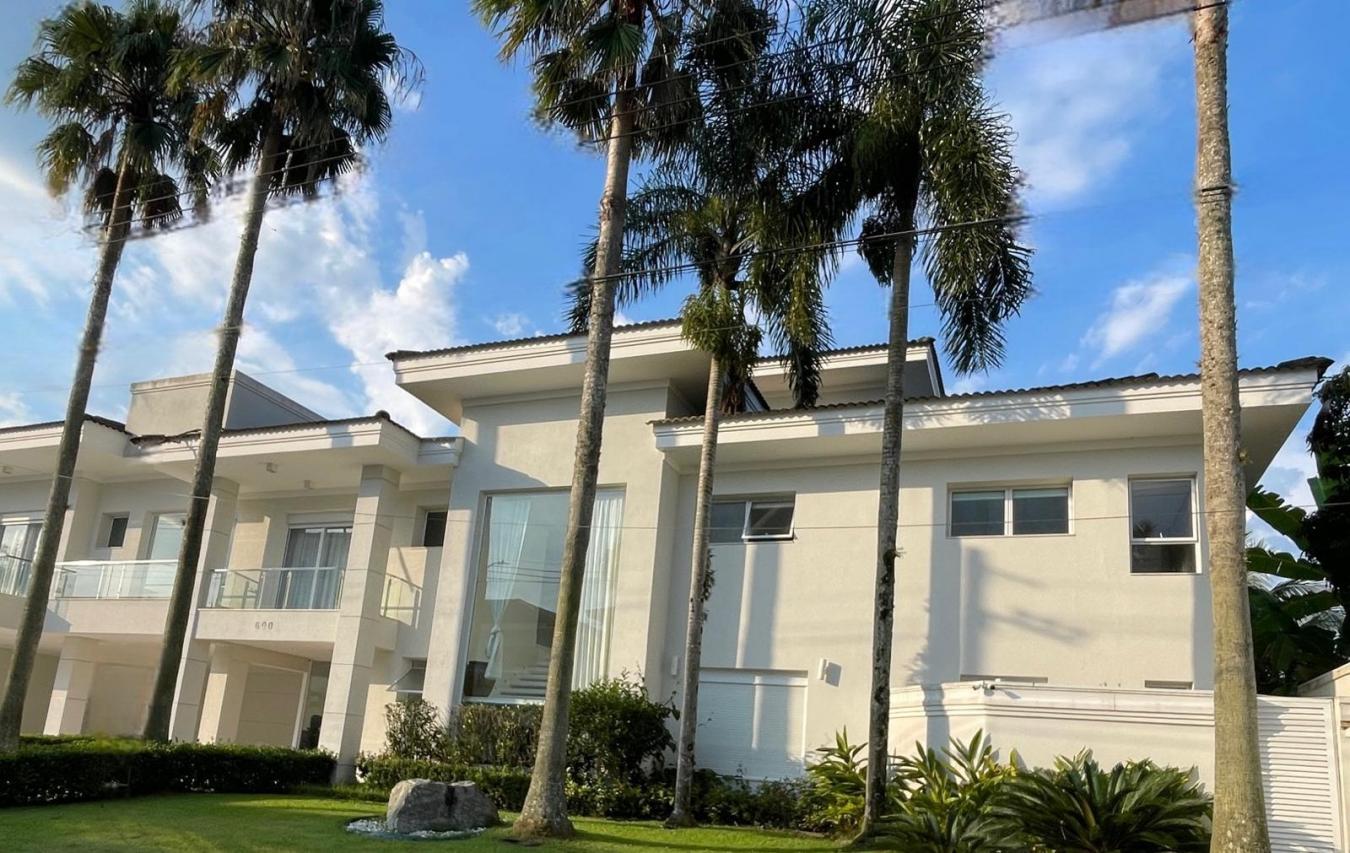 Guaruja, SP, 14455-750, Brazil, 8 Bedrooms Bedrooms, ,10 BathroomsBathrooms,Residential,For Sale,1740978