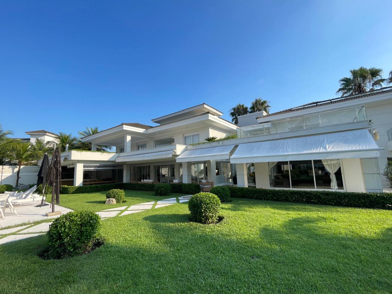 Guaruja, SP, 14455-750, Brazil, 8 Bedrooms Bedrooms, ,10 BathroomsBathrooms,Residential,For Sale,1740978