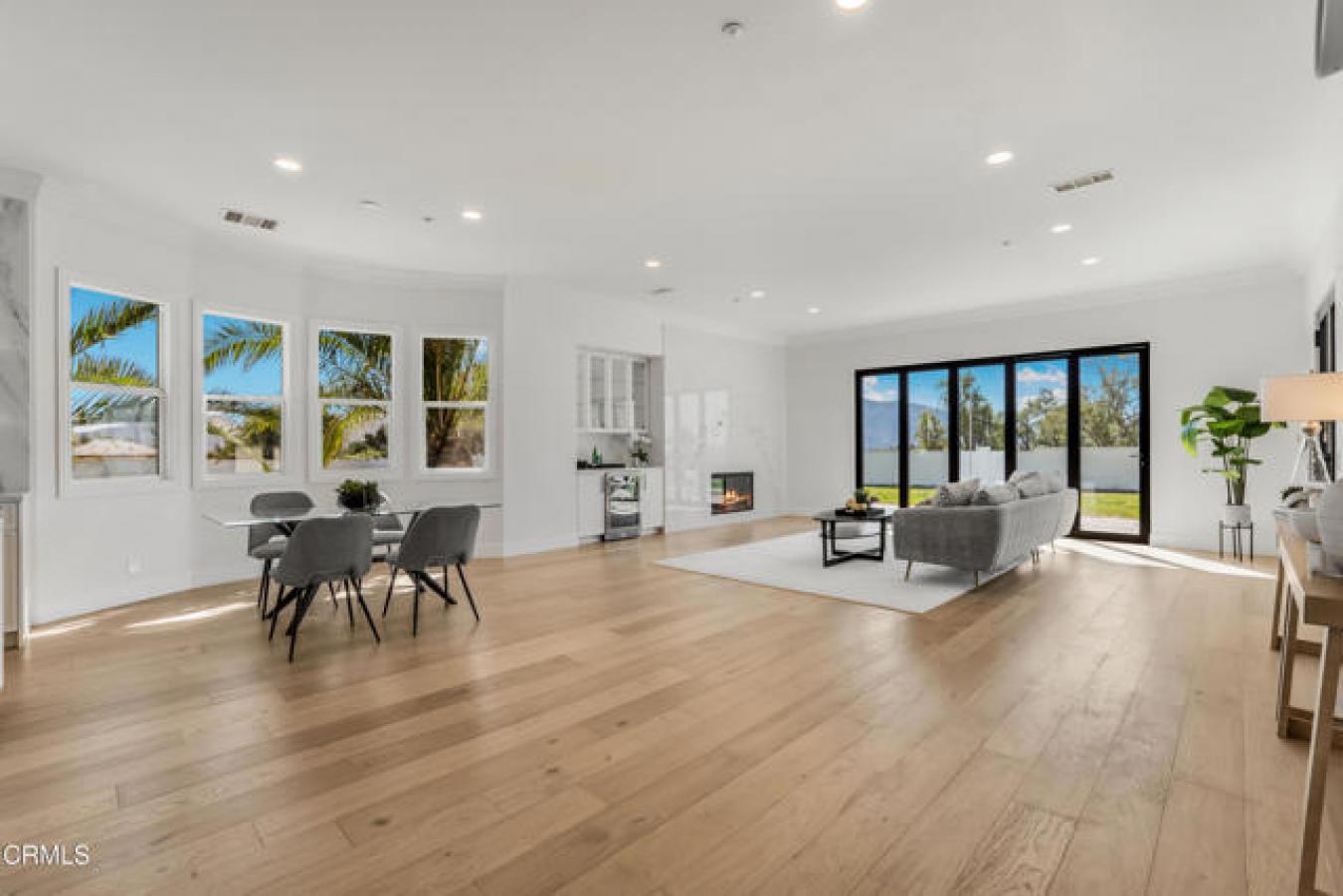 Camarillo, California, 93012, United States, 6 Bedrooms Bedrooms, ,5 BathroomsBathrooms,Residential,For Sale,1740977