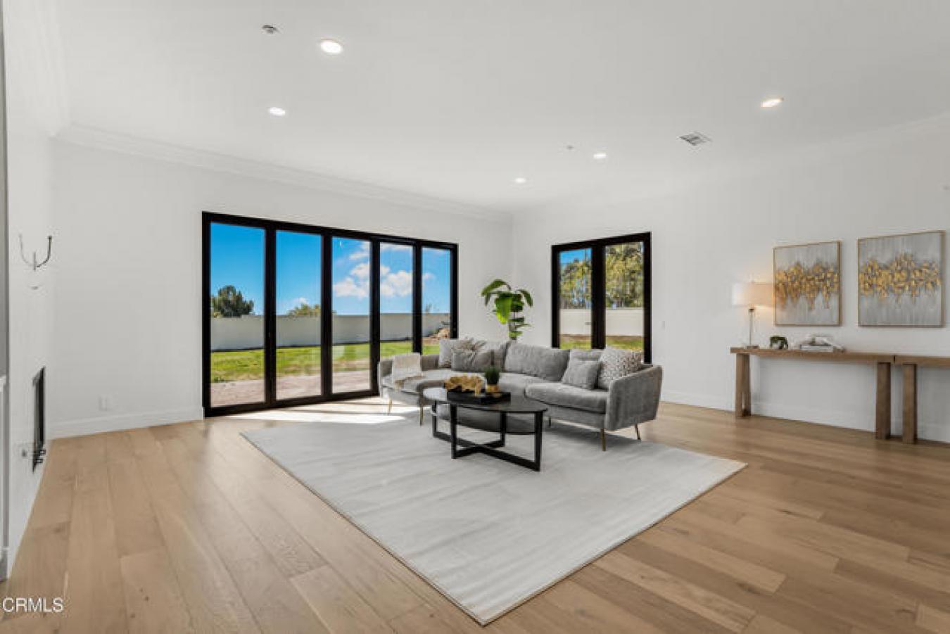 Camarillo, California, 93012, United States, 6 Bedrooms Bedrooms, ,5 BathroomsBathrooms,Residential,For Sale,1740977