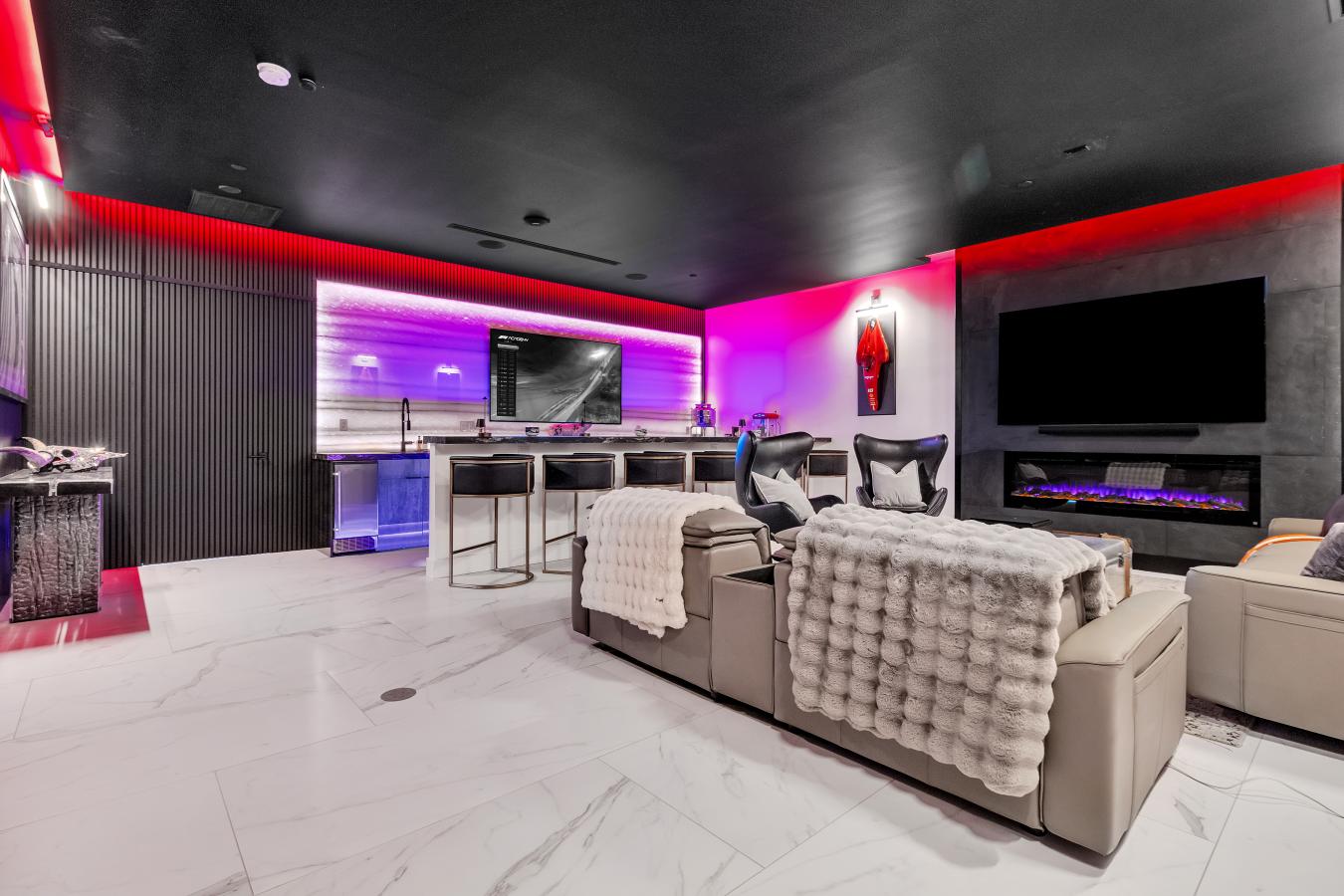 Pahrump, Nevada, 89048, United States, 5 Bedrooms Bedrooms, ,5 BathroomsBathrooms,Residential,For Sale,1742022