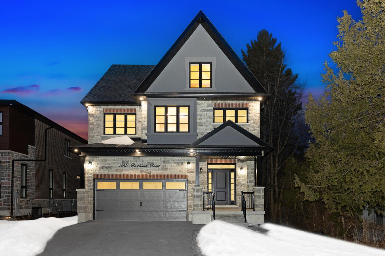 Pickering, ON, L1W 2N3, Canada, 5 Bedrooms Bedrooms, ,4 BathroomsBathrooms,Residential,For Sale,1905292