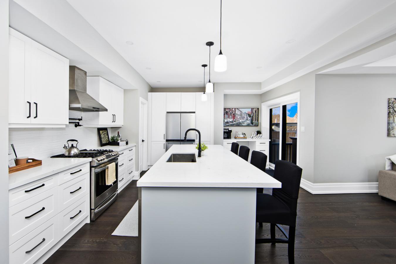 Pickering, ON, L1W 2N3, Canada, 5 Bedrooms Bedrooms, ,4 BathroomsBathrooms,Residential,For Sale,1905292