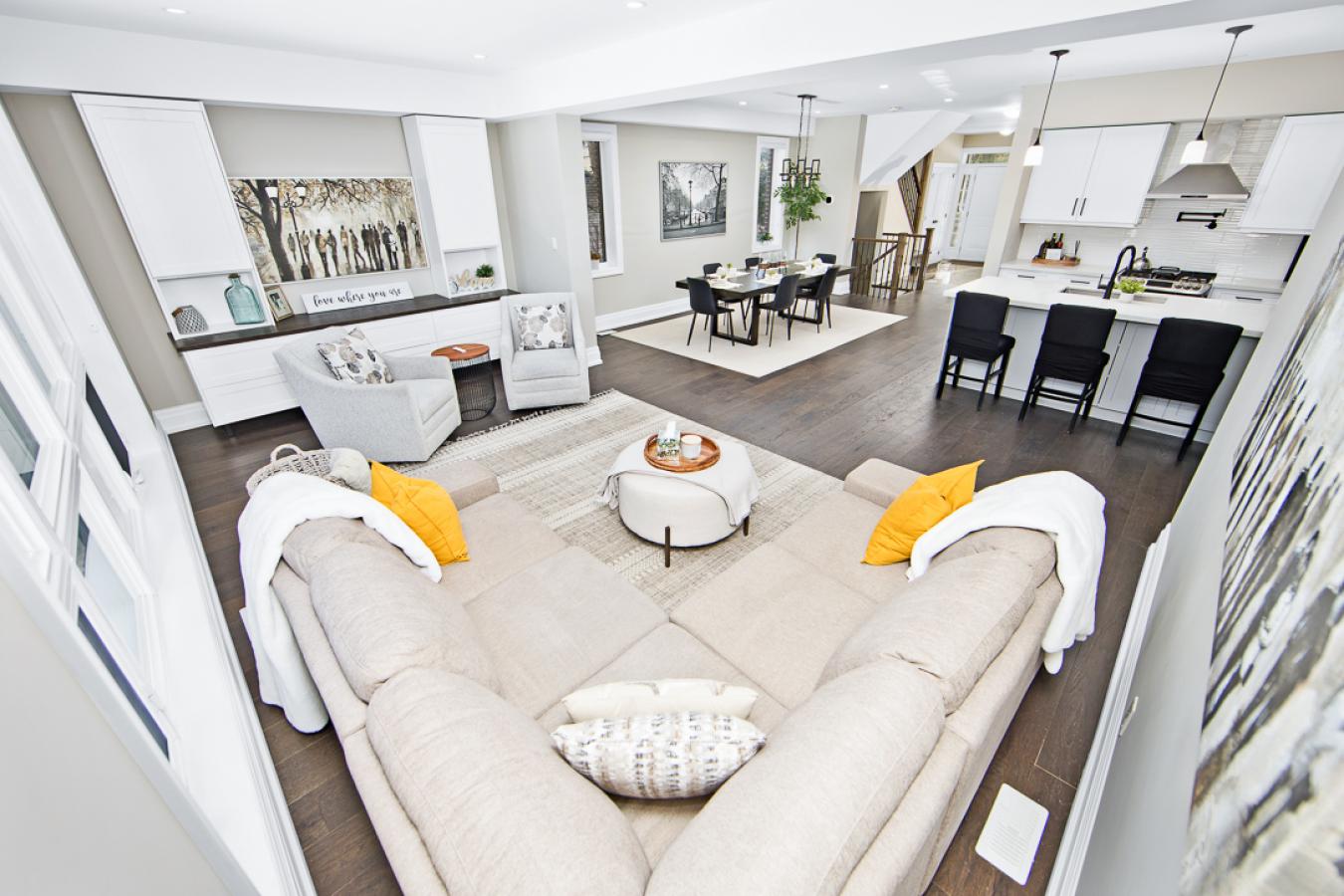 Pickering, ON, L1W 2N3, Canada, 5 Bedrooms Bedrooms, ,4 BathroomsBathrooms,Residential,For Sale,1905292