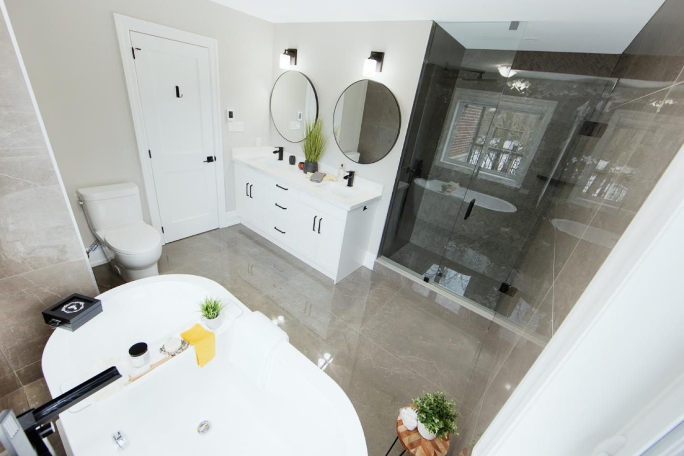 Pickering, ON, L1W 2N3, Canada, 5 Bedrooms Bedrooms, ,4 BathroomsBathrooms,Residential,For Sale,1905292
