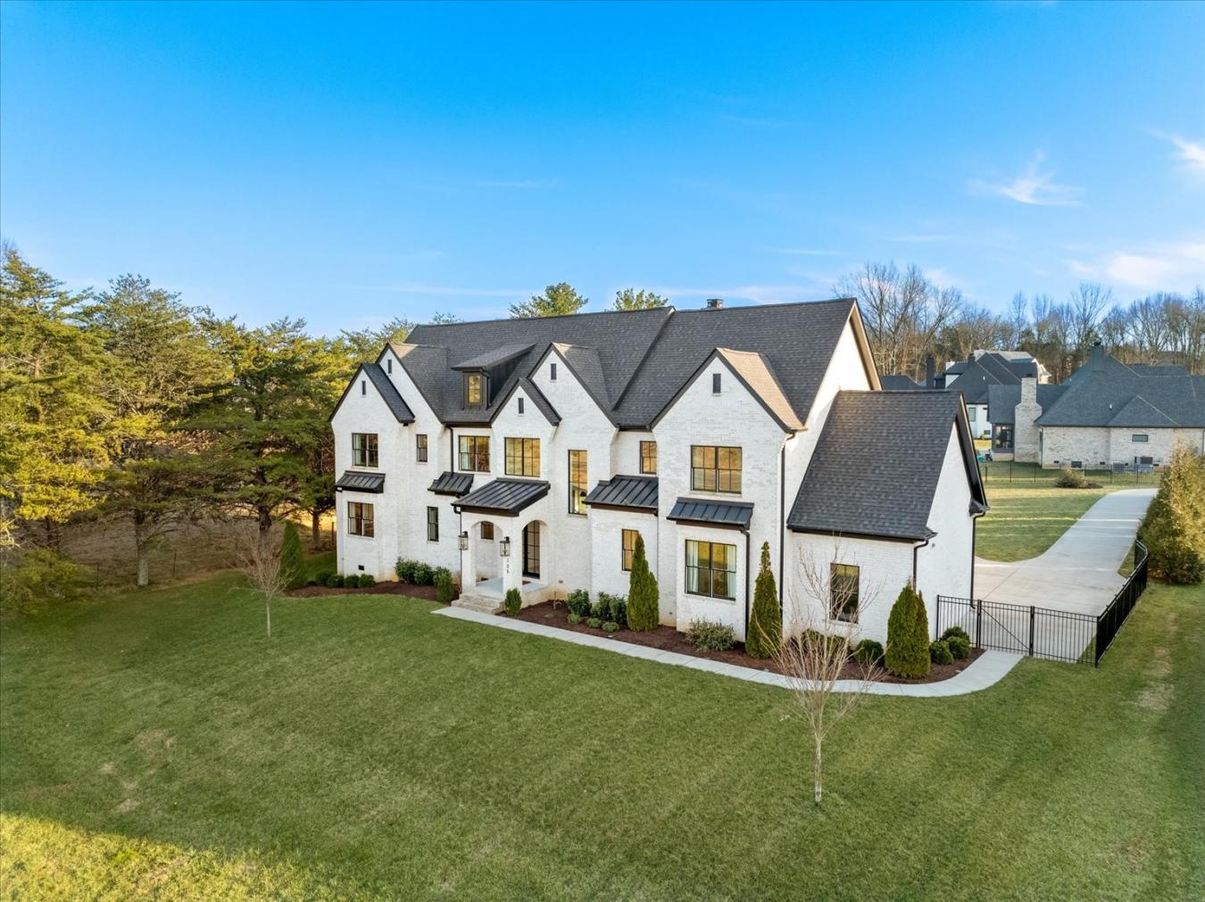 Nolensville, Tennessee, 37135, United States, 5 Bedrooms Bedrooms, ,5 BathroomsBathrooms,Residential,For Sale,1740964