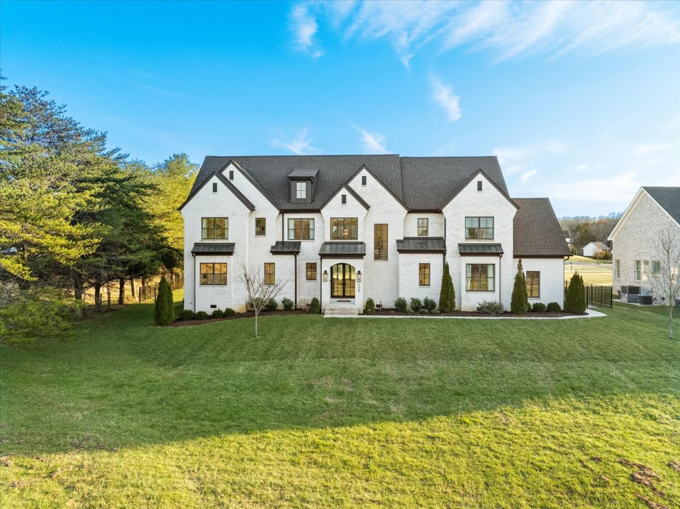 Nolensville, Tennessee, 37135, United States, 5 Bedrooms Bedrooms, ,5 BathroomsBathrooms,Residential,For Sale,1740964