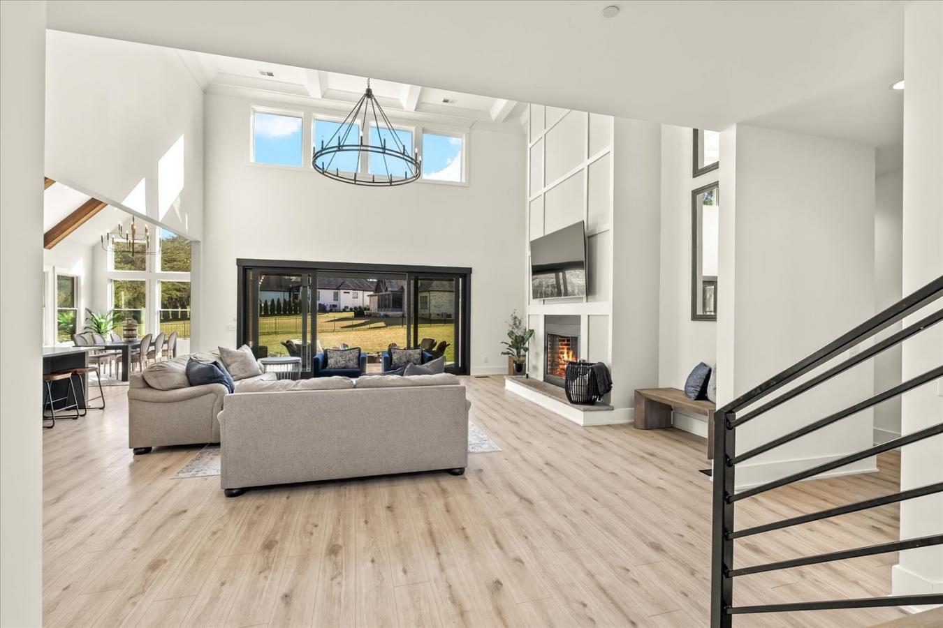 Nolensville, Tennessee, 37135, United States, 5 Bedrooms Bedrooms, ,5 BathroomsBathrooms,Residential,For Sale,1740964