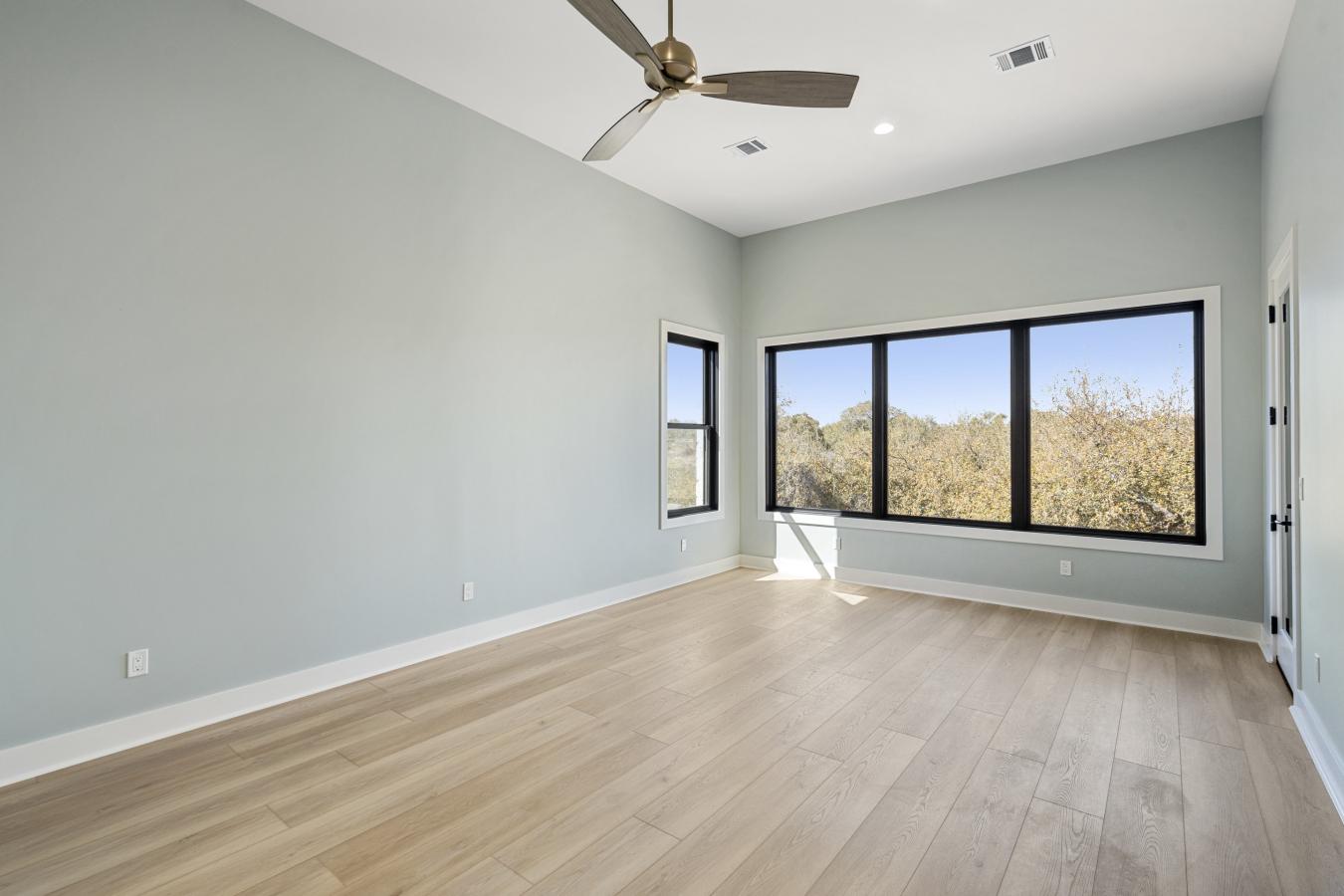 Spicewood, Texas, 78669, United States, 4 Bedrooms Bedrooms, ,4 BathroomsBathrooms,Residential,For Sale,1741432