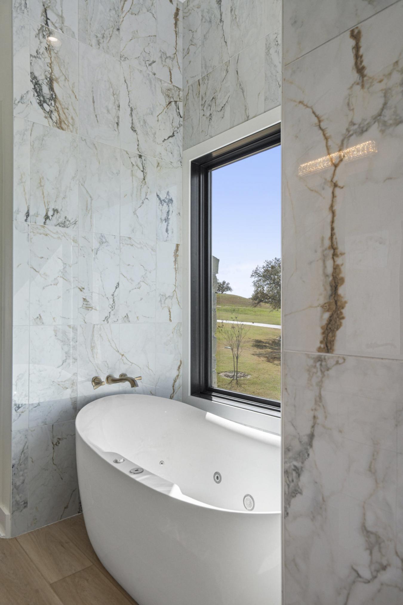 Spicewood, Texas, 78669, United States, 4 Bedrooms Bedrooms, ,4 BathroomsBathrooms,Residential,For Sale,1741432