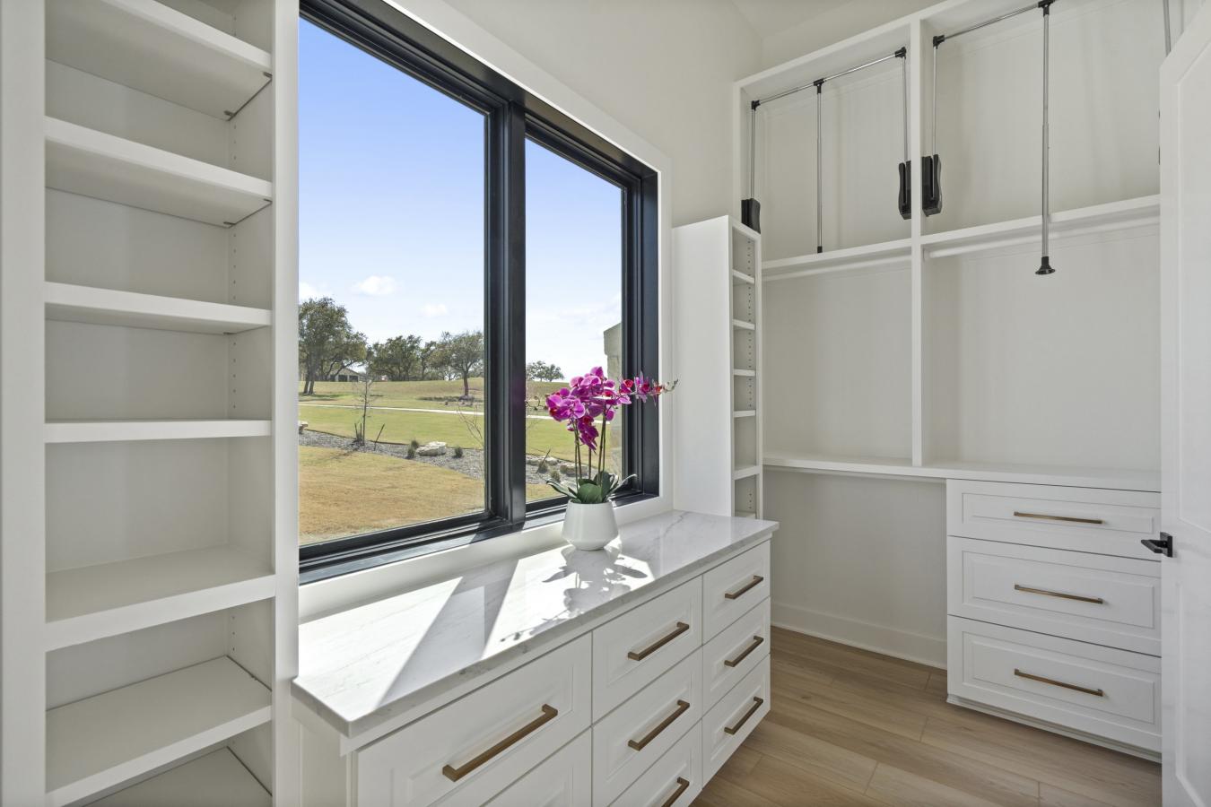 Spicewood, Texas, 78669, United States, 4 Bedrooms Bedrooms, ,4 BathroomsBathrooms,Residential,For Sale,1741432