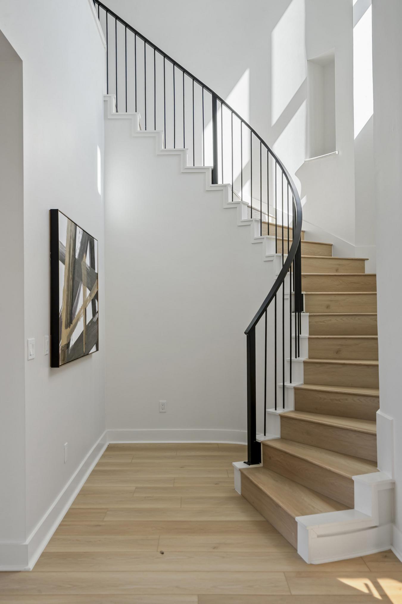 Spicewood, Texas, 78669, United States, 4 Bedrooms Bedrooms, ,4 BathroomsBathrooms,Residential,For Sale,1741432