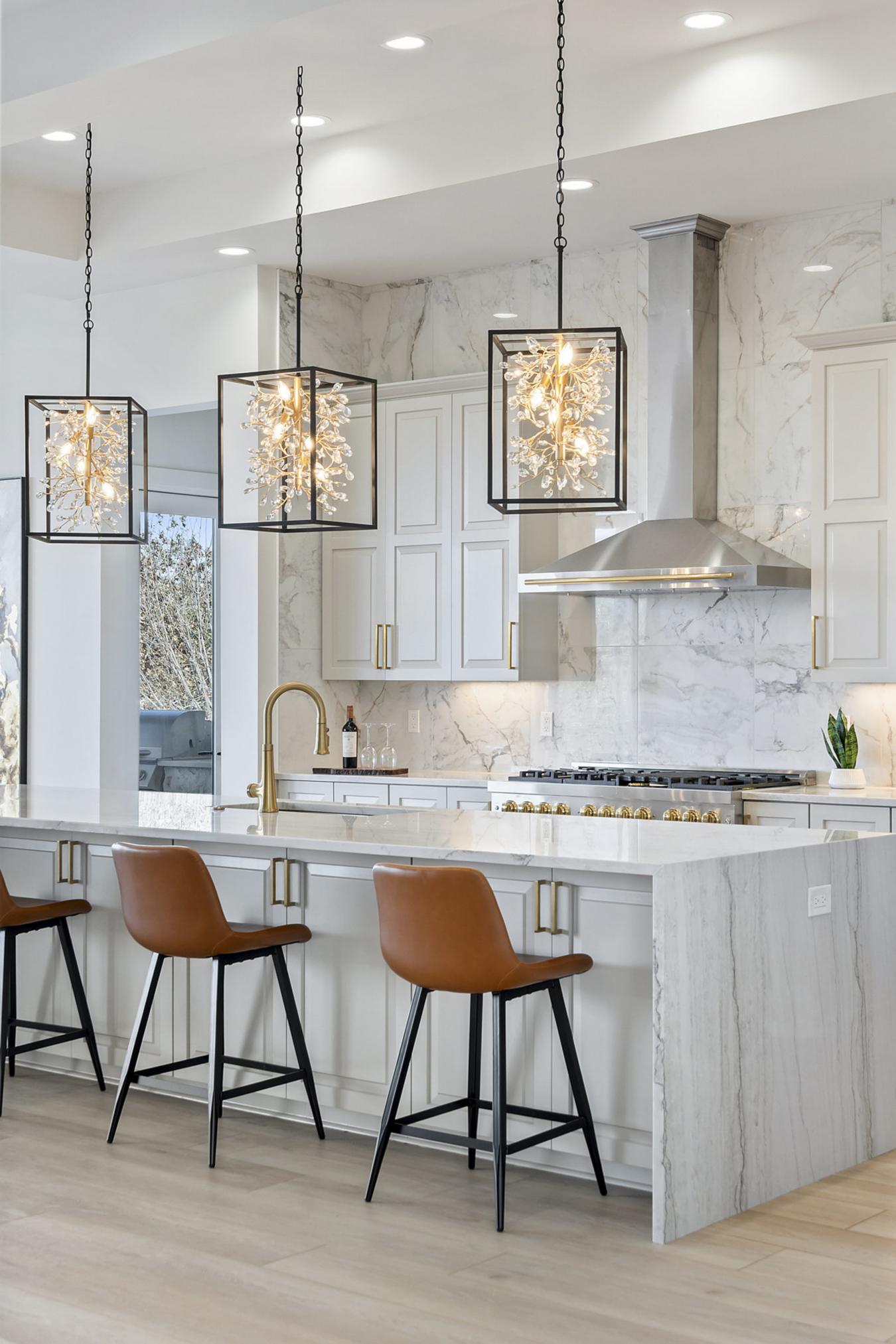 Spicewood, Texas, 78669, United States, 4 Bedrooms Bedrooms, ,4 BathroomsBathrooms,Residential,For Sale,1741432