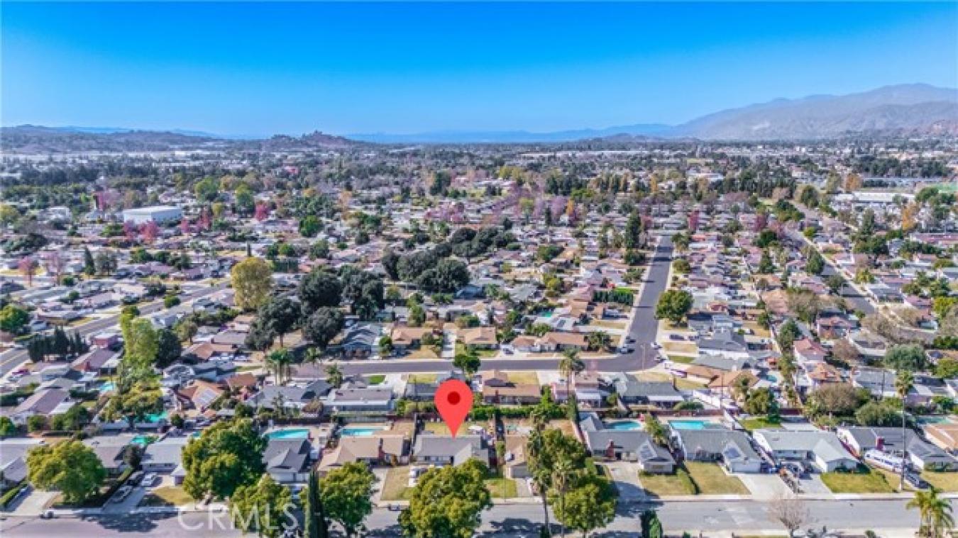 Pomona, California, 91767, United States, 4 Bedrooms Bedrooms, ,2 BathroomsBathrooms,Residential,For Sale,1741430