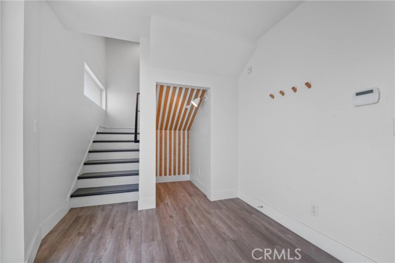 Luxury Rental Opportunity in Miracle Mile Step into modern luxury in t – image 9