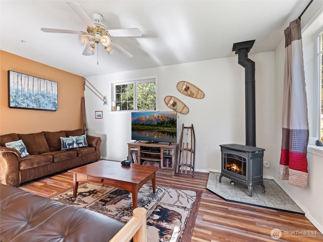 Gold Bar, Washington, 98251, United States, 4 Bedrooms Bedrooms, ,1 BathroomBathrooms,Residential,For Sale,1741428