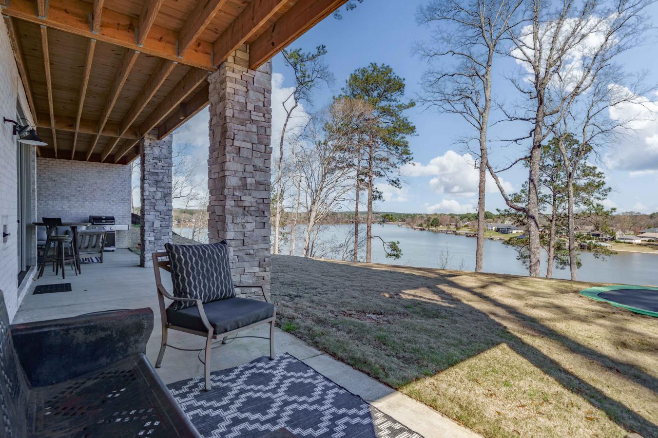 Northport, Alabama, 35475, United States, 4 Bedrooms Bedrooms, ,4 BathroomsBathrooms,Residential,For Sale,1748571