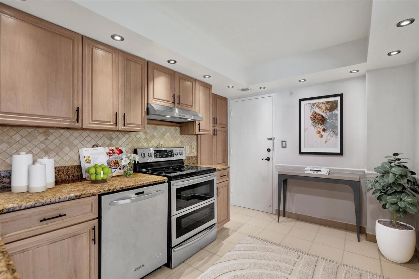 Pompano Beach, Florida, 33062, United States, 2 Bedrooms Bedrooms, ,2 BathroomsBathrooms,Residential,For Sale,1742014