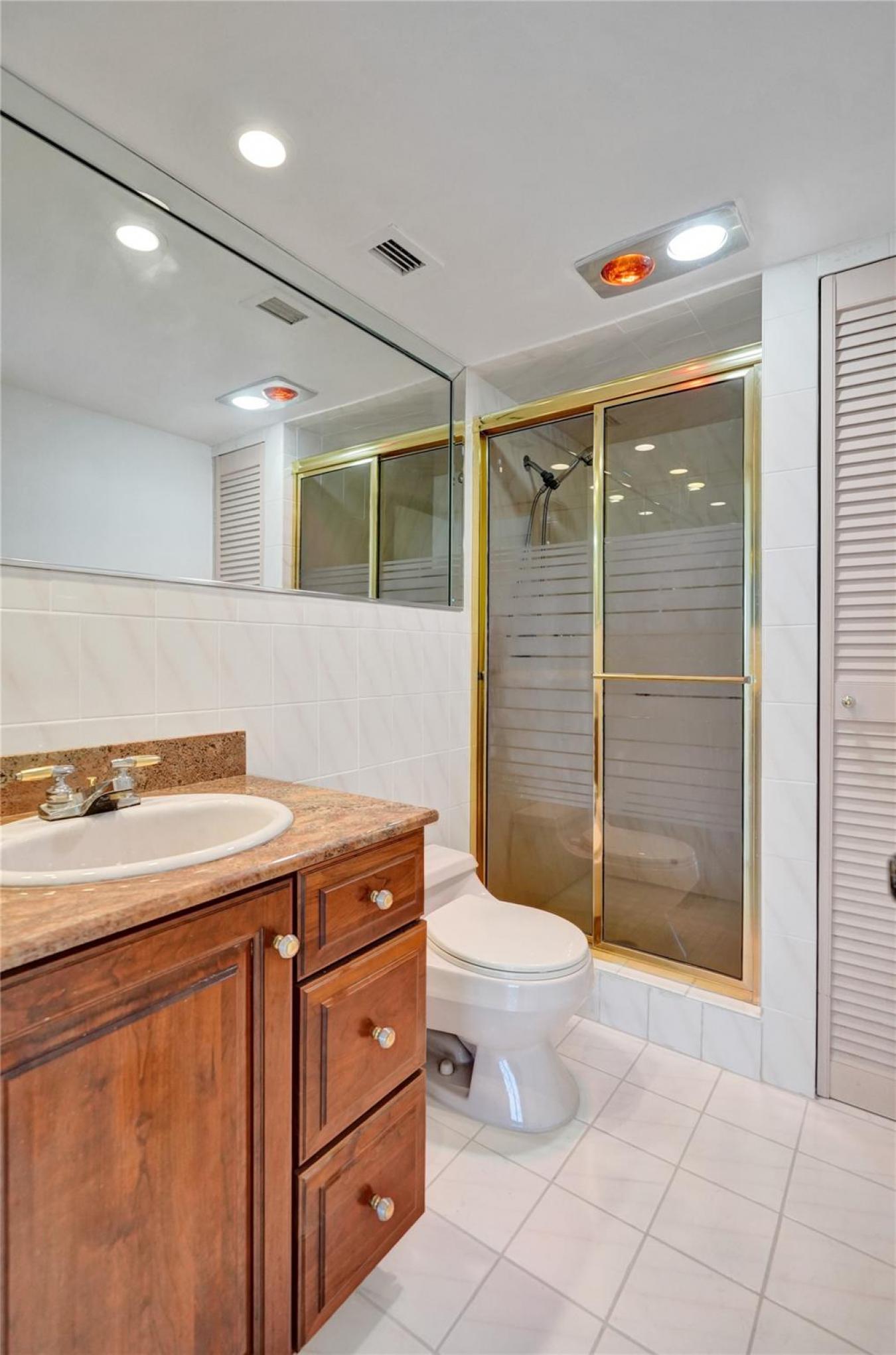 Pompano Beach, Florida, 33062, United States, 2 Bedrooms Bedrooms, ,2 BathroomsBathrooms,Residential,For Sale,1742014