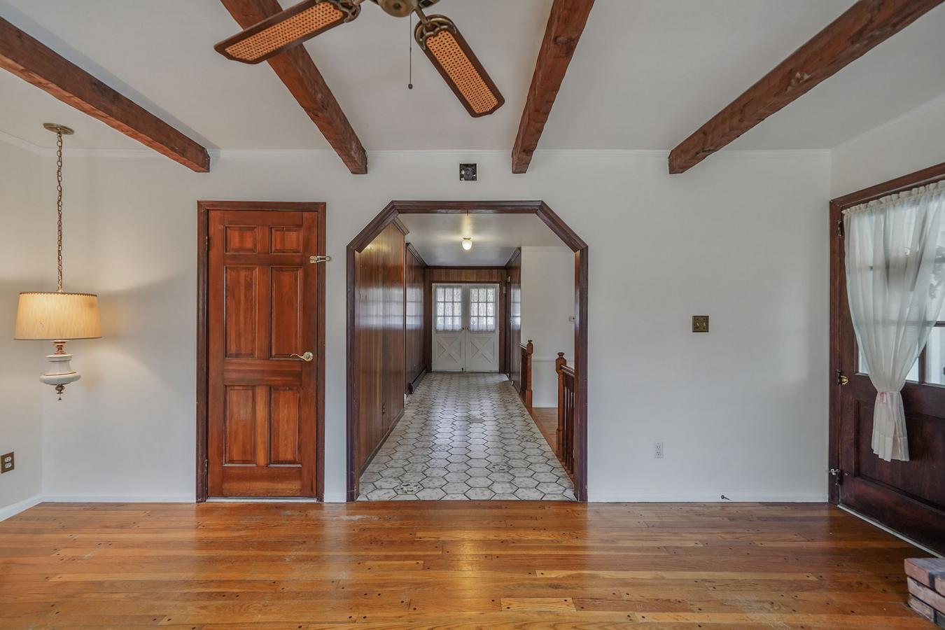 Stony Brook, New York, 11790, United States, 3 Bedrooms Bedrooms, ,2 BathroomsBathrooms,Residential,For Sale,1741416