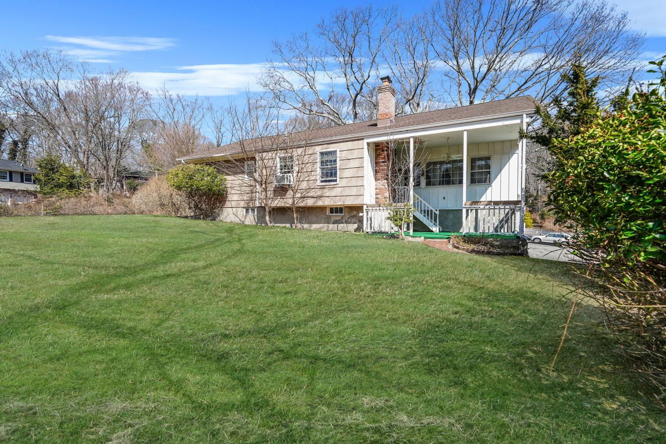 Stony Brook, New York, 11790, United States, 3 Bedrooms Bedrooms, ,2 BathroomsBathrooms,Residential,For Sale,1741416