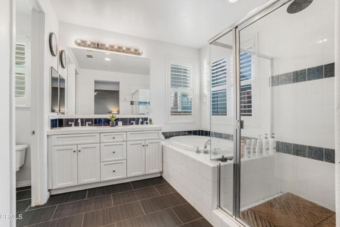 Simi Valley, California, 93063, United States, 5 Bedrooms Bedrooms, ,3 BathroomsBathrooms,Residential,For Sale,1747171