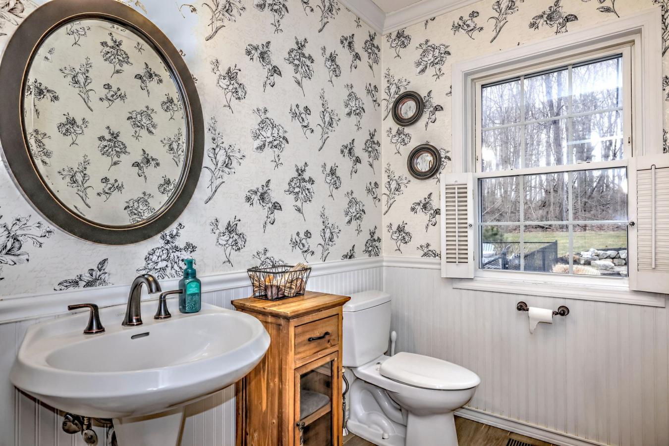 Durham, Connecticut, 06422, United States, 4 Bedrooms Bedrooms, ,3 BathroomsBathrooms,Residential,For Sale,1741413
