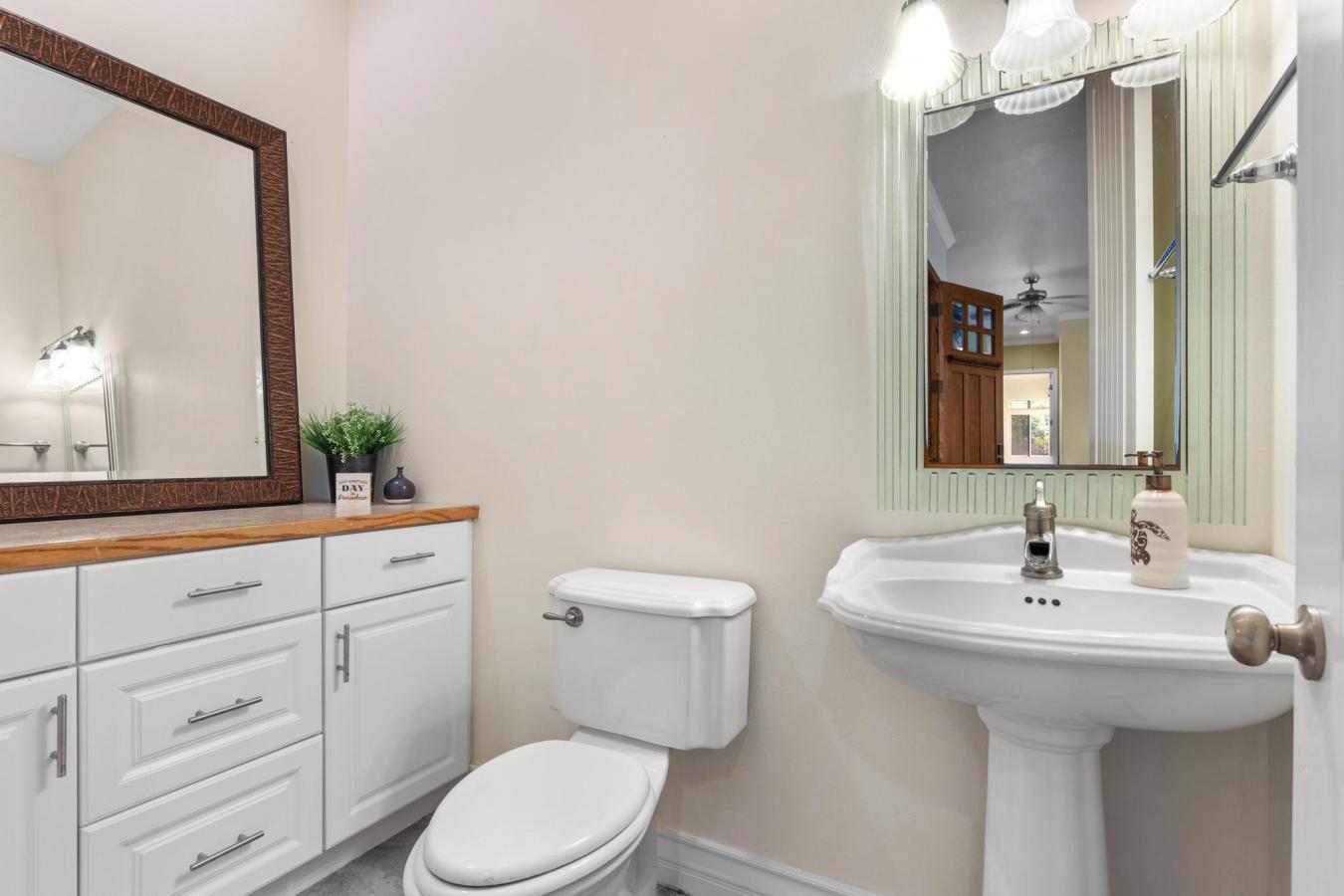 HONOMU, Hawaii, 96728, United States, 4 Bedrooms Bedrooms, ,3 BathroomsBathrooms,Residential,For Sale,1741991