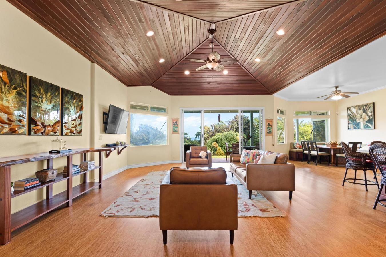 HONOMU, Hawaii, 96728, United States, 4 Bedrooms Bedrooms, ,3 BathroomsBathrooms,Residential,For Sale,1741991