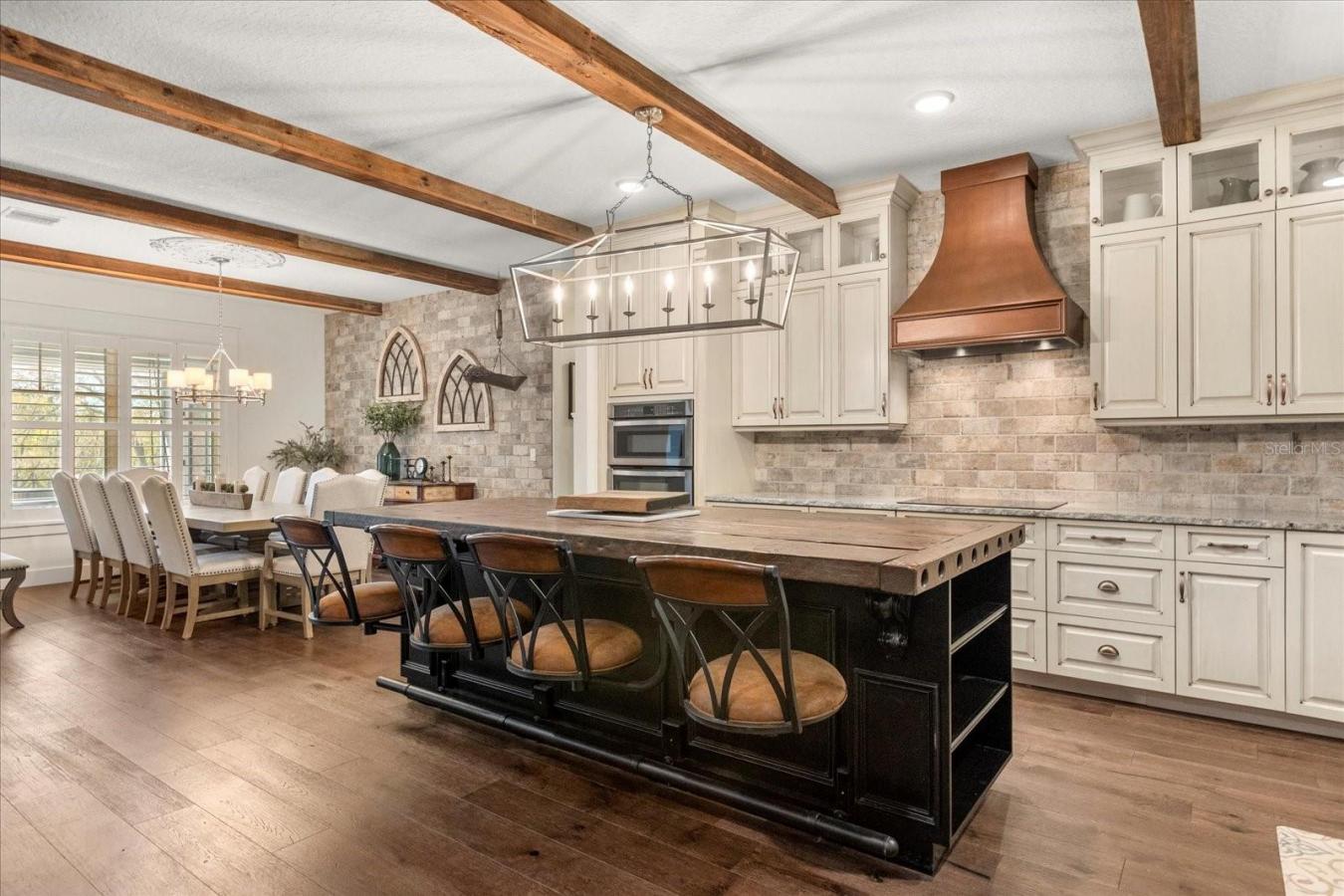 MOUNT DORA, Florida, 32757, United States, 3 Bedrooms Bedrooms, ,2 BathroomsBathrooms,Residential,For Sale,1742262