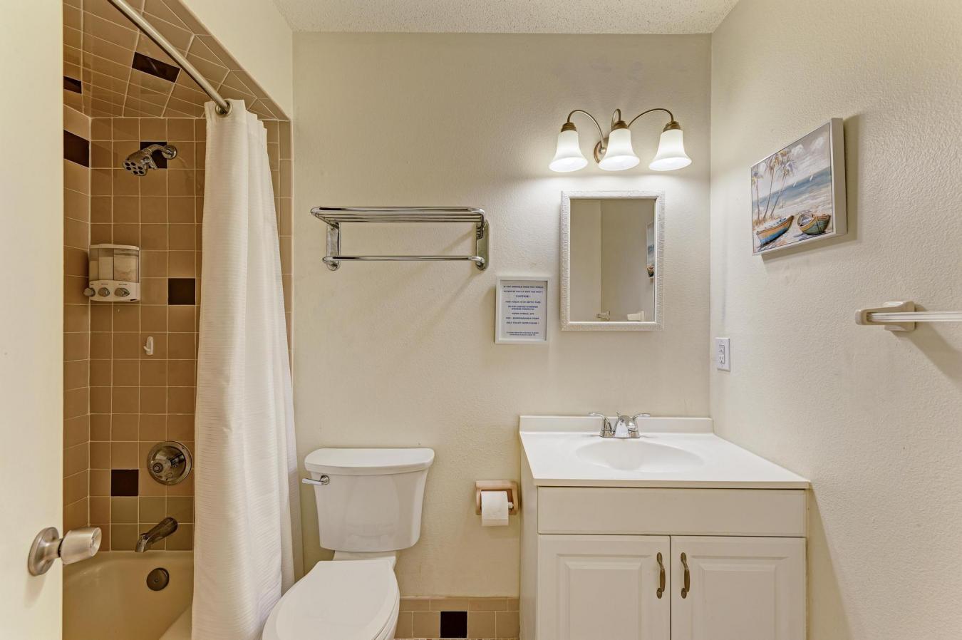 Sarasota, Florida, 34275, United States, 6 Bedrooms Bedrooms, ,4 BathroomsBathrooms,Residential,For Sale,1969982