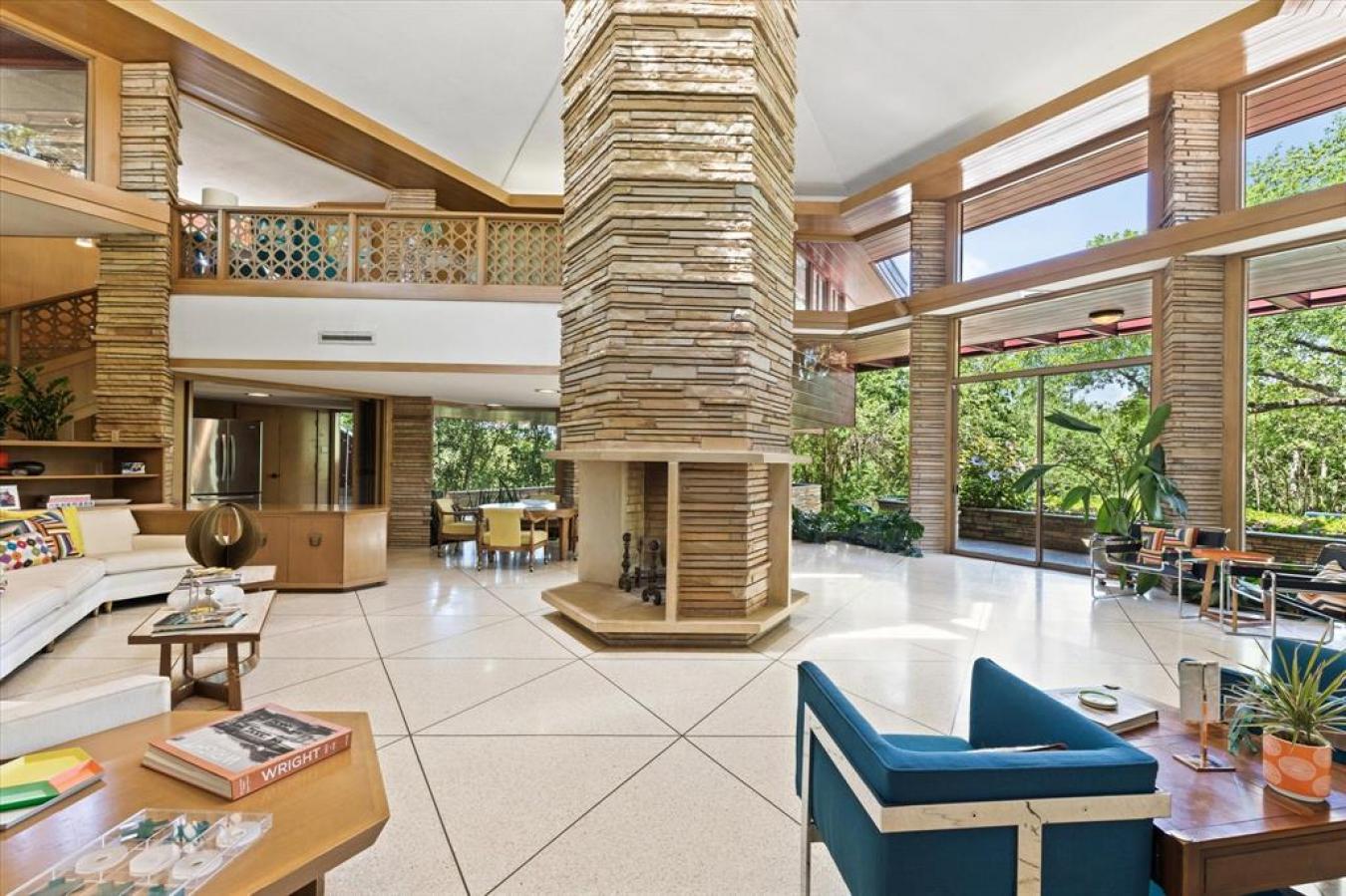 Fort Worth, Texas, 76109, United States, 6 Bedrooms Bedrooms, ,5 BathroomsBathrooms,Residential,For Sale,1745243