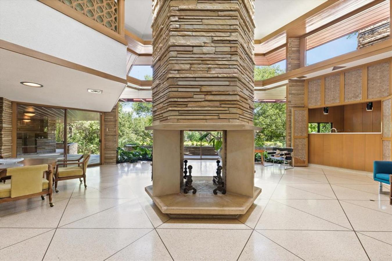 Fort Worth, Texas, 76109, United States, 6 Bedrooms Bedrooms, ,5 BathroomsBathrooms,Residential,For Sale,1745243