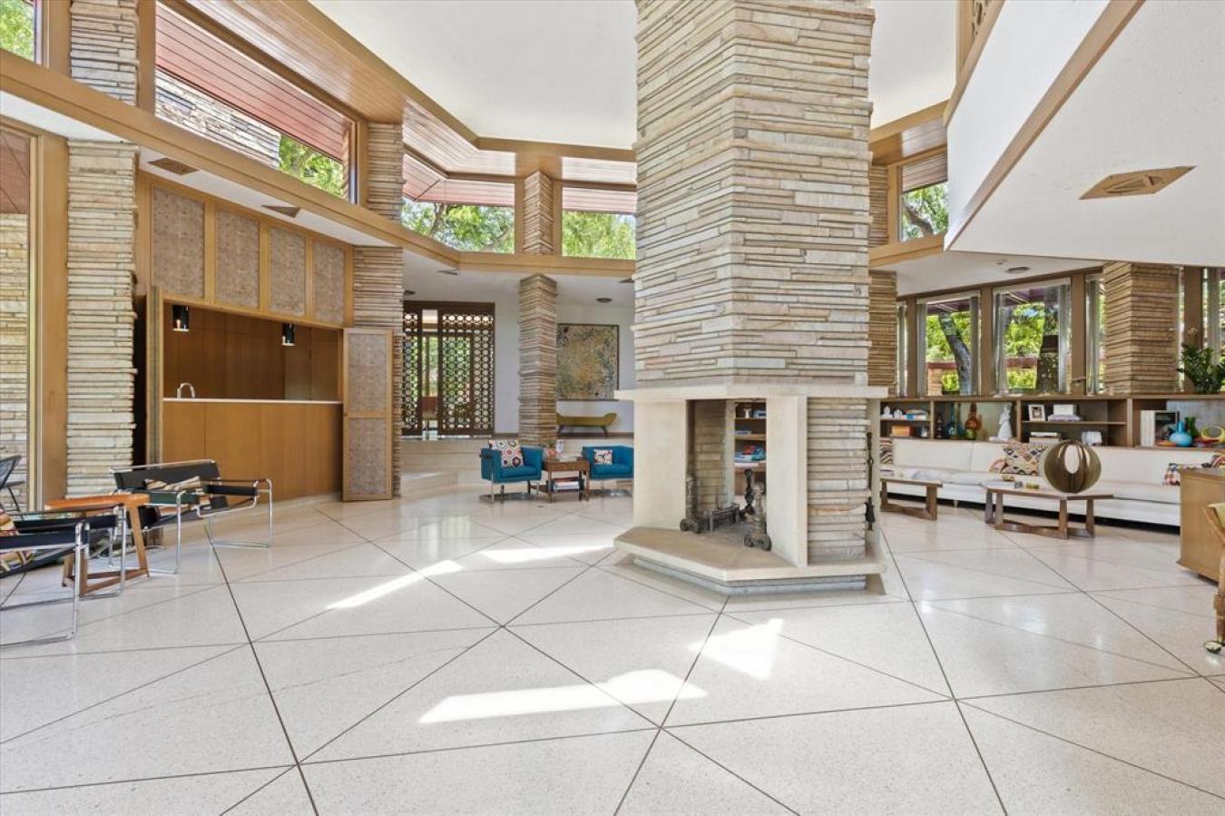 Fort Worth, Texas, 76109, United States, 6 Bedrooms Bedrooms, ,5 BathroomsBathrooms,Residential,For Sale,1745243
