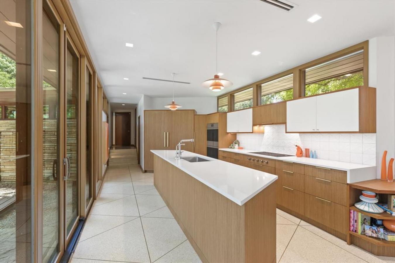 Fort Worth, Texas, 76109, United States, 6 Bedrooms Bedrooms, ,5 BathroomsBathrooms,Residential,For Sale,1745243